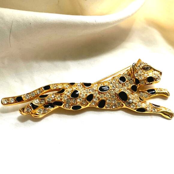 Vintage signed Trifari, leopard brooch, gold tone with black enamel, 4inch pin - Picture 4 of 12